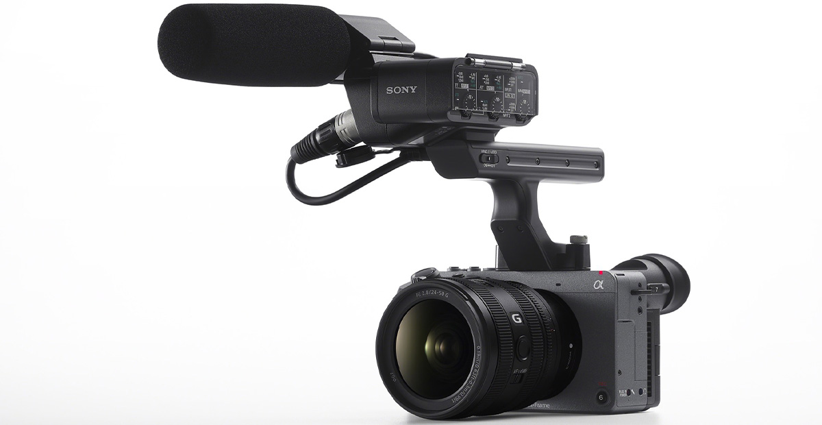 STUDIOM2X-BLOG-SONYFX2-3 Caméra Sony FX2 équipée d’un micro XLR, studio professionnel STUDIO M2X